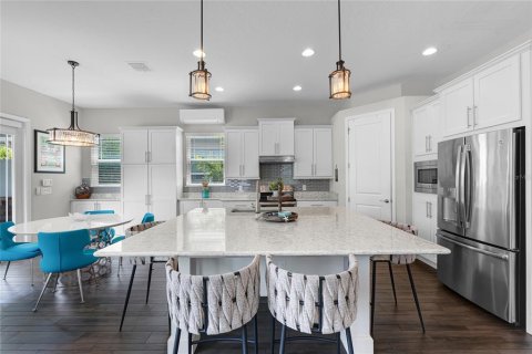 Villa ou maison à vendre à Orlando, Floride: 4 chambres, 259.2 m2 № 1900028 - photo 9