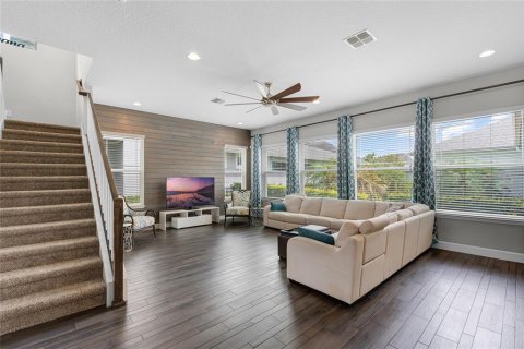 Villa ou maison à vendre à Orlando, Floride: 4 chambres, 259.2 m2 № 1900028 - photo 3