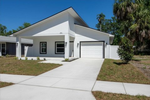 Villa ou maison à Saint Petersburg, Floride 3 chambres, 149.11 m2 № 2094378