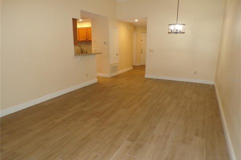 Купить кондоминиум в Орландо, Флорида 5 комнат, 112.6м2, № 2396823 - фото 3