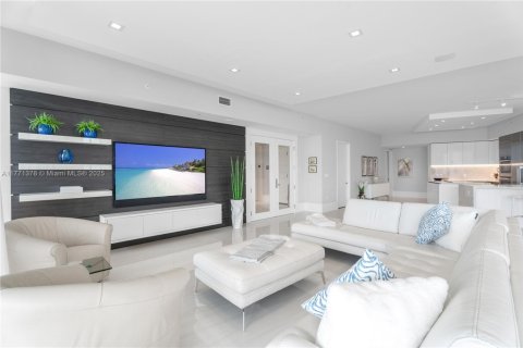 Купить кондоминиум в Авентура, Флорида 2 спальни, 228.73м2, № 1692886 - фото 9