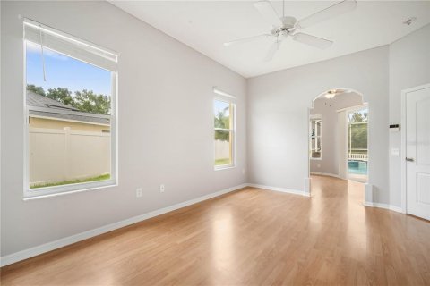 House in Land O' Lakes, Florida 4 bedrooms, 229.47 sq.m. № 1823031 - photo 18