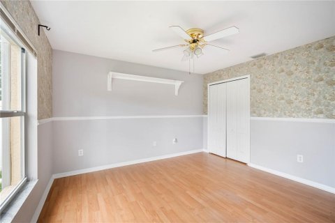 House in Land O' Lakes, Florida 4 bedrooms, 229.47 sq.m. № 1823031 - photo 5