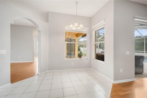 House in Land O' Lakes, Florida 4 bedrooms, 229.47 sq.m. № 1823031 - photo 10