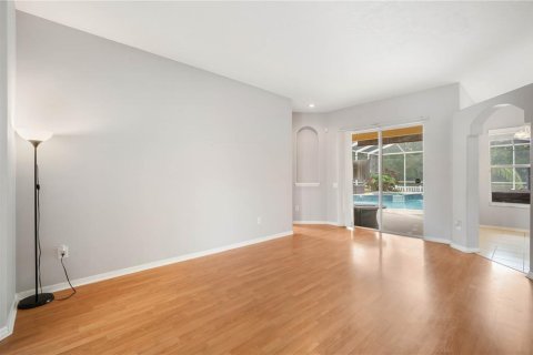 House in Land O' Lakes, Florida 4 bedrooms, 229.47 sq.m. № 1823031 - photo 16