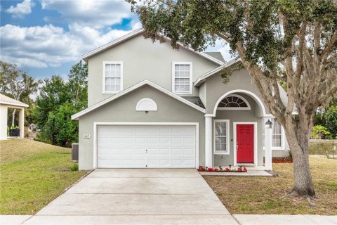 House in Eustis, Florida 4 bedrooms, 173.08 sq.m. № 1566161 - photo 1