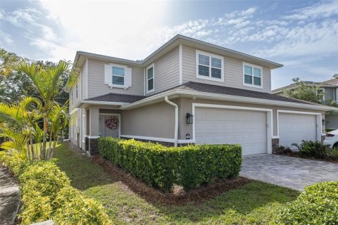 Touwnhouse à vendre à New Port Richey, Floride: 3 chambres, 184.97 m2 № 1751171 - photo 2