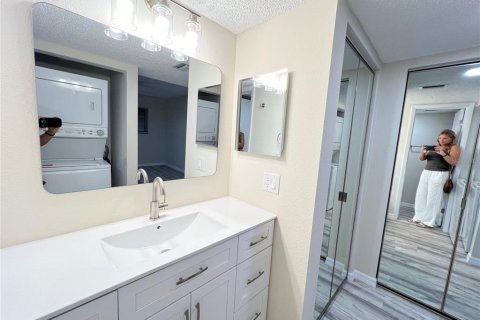 Condo in Ocala, Florida, 2 bedrooms № 2199728 - photo 22