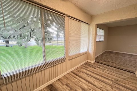Condo in Ocala, Florida, 2 bedrooms № 2199728 - photo 26