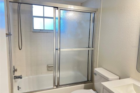Condo in Ocala, Florida, 2 bedrooms № 2199728 - photo 14