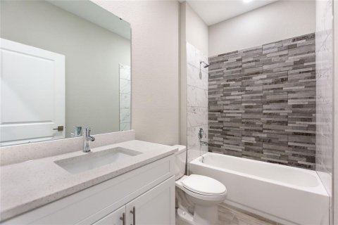 Casa en alquiler en Winter Haven, Florida, 4 dormitorios, 166.3 m2 № 1817924 - foto 18