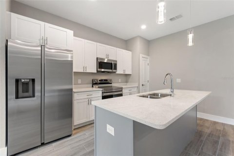 Casa en alquiler en Winter Haven, Florida, 4 dormitorios, 166.3 m2 № 1817924 - foto 13