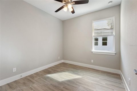 Casa en alquiler en Winter Haven, Florida, 4 dormitorios, 166.3 m2 № 1817924 - foto 22