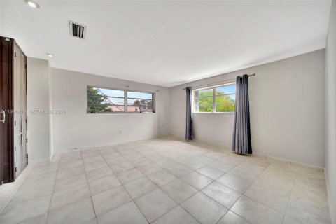 Купить таунхаус в Норт-Майами, Флорида 2 спальни, 143.81м2, № 2056111 - фото 18