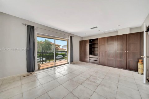 Купить таунхаус в Норт-Майами, Флорида 2 спальни, 143.81м2, № 2056111 - фото 24