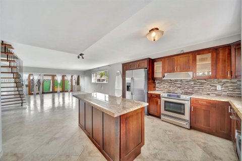 Купить таунхаус в Норт-Майами, Флорида 2 спальни, 143.81м2, № 2056111 - фото 4