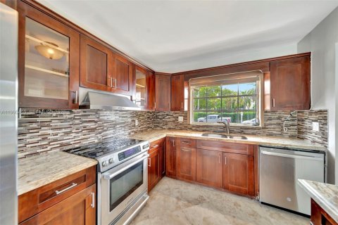 Купить таунхаус в Норт-Майами, Флорида 2 спальни, 143.81м2, № 2056111 - фото 8