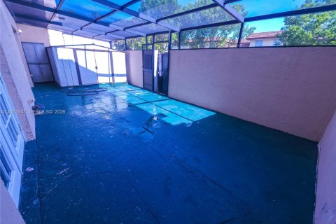 Townhouse in Miami, Florida 3 bedrooms, 123.56 sq.m. № 2075043 - photo 11