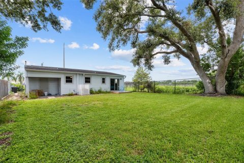 House in Gulfport, Florida 2 bedrooms, 95.5 sq.m. № 1910128 - photo 19