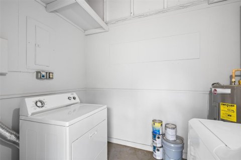 Villa ou maison à vendre à Gulfport, Floride: 2 chambres, 95.5 m2 № 1910128 - photo 23