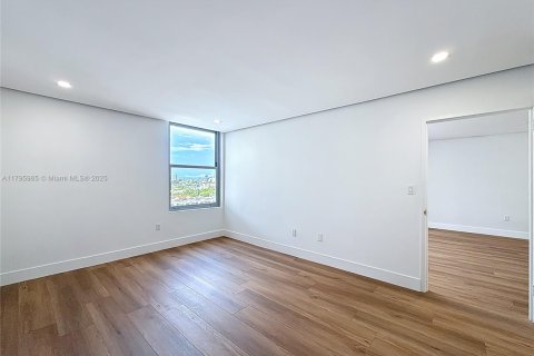 Condominio en venta en Miami Beach, Florida, 1 dormitorio, 74.04 m2 № 1939702 - foto 21