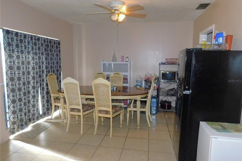 House in Ocala, Florida 2 bedrooms, 104.14 sq.m. № 2151319 - photo 11