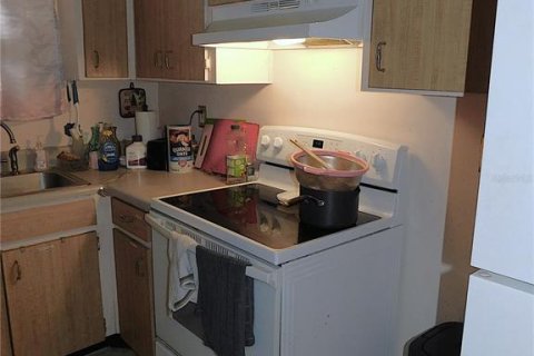 House in Ocala, Florida 2 bedrooms, 104.14 sq.m. № 2151319 - photo 13