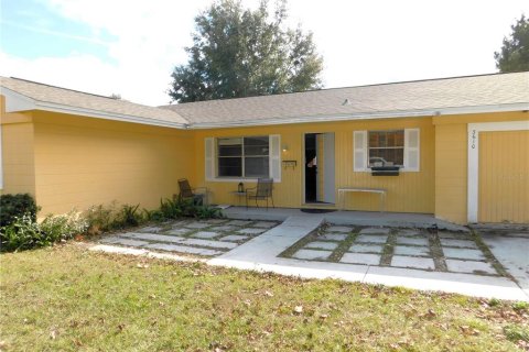 House in Ocala, Florida 2 bedrooms, 104.14 sq.m. № 2151319 - photo 6