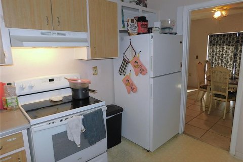 House in Ocala, Florida 2 bedrooms, 104.14 sq.m. № 2151319 - photo 14