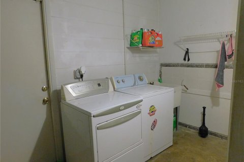 House in Ocala, Florida 2 bedrooms, 104.14 sq.m. № 2151319 - photo 25