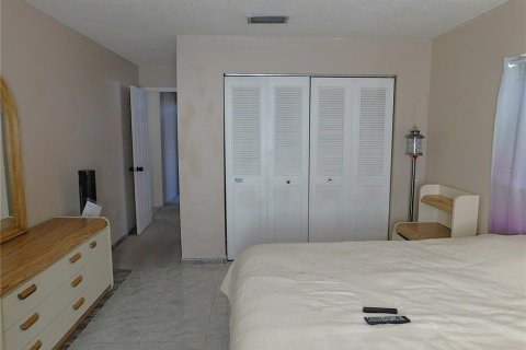 House in Ocala, Florida 2 bedrooms, 104.14 sq.m. № 2151319 - photo 16
