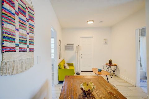 Купить коммерческую недвижимость в Майами, Флорида № 1966469 - фото 25