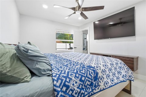 Townhouse in Miami, Florida 3 bedrooms, 90.12 sq.m. № 1953054 - photo 17