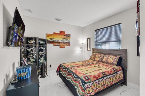 Villa ou maison à louer à Homestead, Floride: 5 chambres, 253.25 m2 № 2076401 - photo 24