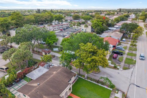 Condominio en venta en Davie, Florida, 2 dormitorios, 92.9 m2 № 2243448 - foto 22