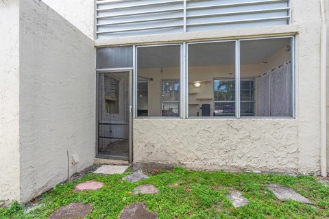 Condominio en venta en Davie, Florida, 2 dormitorios, 92.9 m2 № 2243448 - foto 15