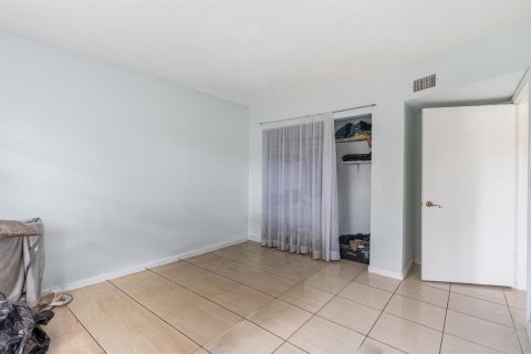 Condominio en venta en Davie, Florida, 2 dormitorios, 92.9 m2 № 2243448 - foto 10