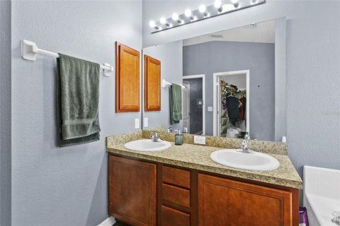 Villa ou maison à vendre à Kissimmee, Floride: 4 chambres, 174.84 m2 № 1590436 - photo 21