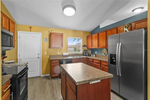 Villa ou maison à vendre à Kissimmee, Floride: 4 chambres, 174.84 m2 № 1590436 - photo 11