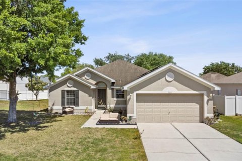 Villa ou maison à vendre à Kissimmee, Floride: 4 chambres, 174.84 m2 № 1590436 - photo 2
