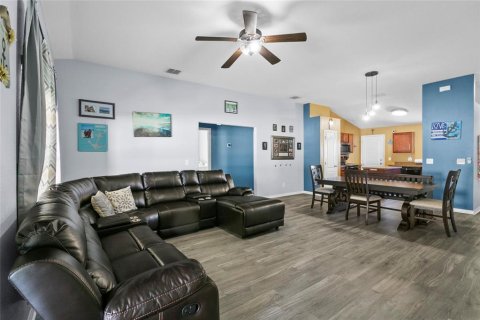 Villa ou maison à vendre à Kissimmee, Floride: 4 chambres, 174.84 m2 № 1590436 - photo 10
