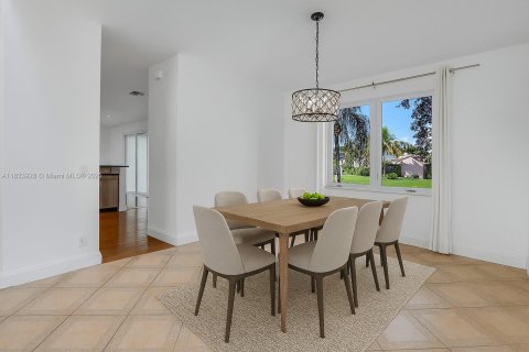 Casa en venta en Weston, Florida, 5 dormitorios, 253.62 m2 № 1836433 - foto 5