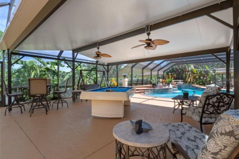 Villa ou maison à vendre à Sorrento, Floride: 4 chambres, 310.11 m2 № 2092212 - photo 18