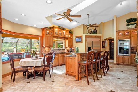 Villa ou maison à vendre à Sorrento, Floride: 4 chambres, 310.11 m2 № 2092212 - photo 26