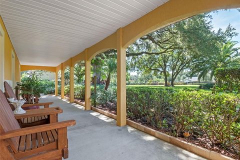 Villa ou maison à vendre à Sorrento, Floride: 4 chambres, 310.11 m2 № 2092212 - photo 21