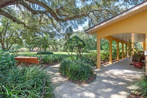 Villa ou maison à vendre à Sorrento, Floride: 4 chambres, 310.11 m2 № 2092212 - photo 22
