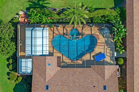 Villa ou maison à vendre à Sorrento, Floride: 4 chambres, 310.11 m2 № 2092212 - photo 19