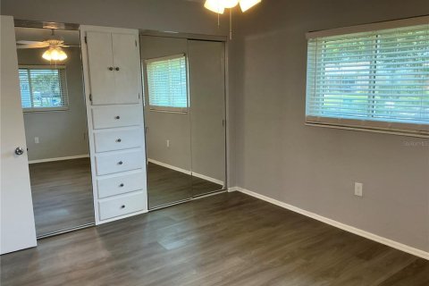 House in Seminole, Florida 2 bedrooms, 102.29 sq.m. № 1802261 - photo 16
