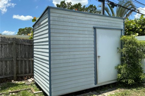 House in Seminole, Florida 2 bedrooms, 102.29 sq.m. № 1802261 - photo 25
