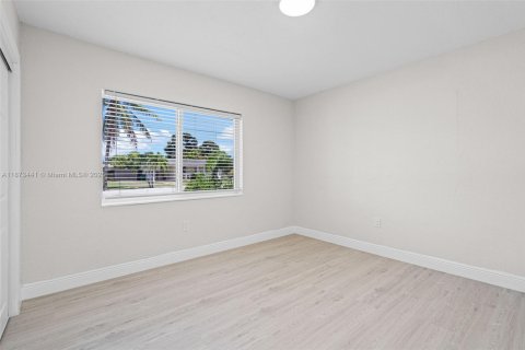 Casa en alquiler en Lauderhill, Florida, 3 dormitorios, 126.81 m2 № 1925888 - foto 24